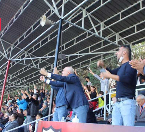 AKP'li Sarayköy belediye başkanı, hakeme saldırmaktan ceza aldı
