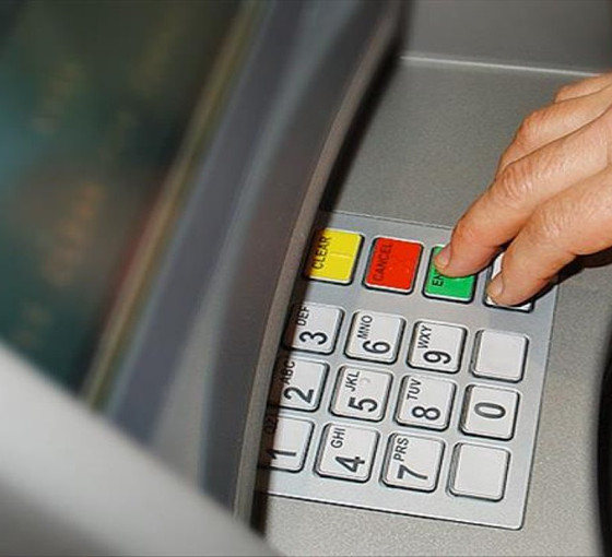 61 kişi bankayı 102 milyon lira dolandırdı