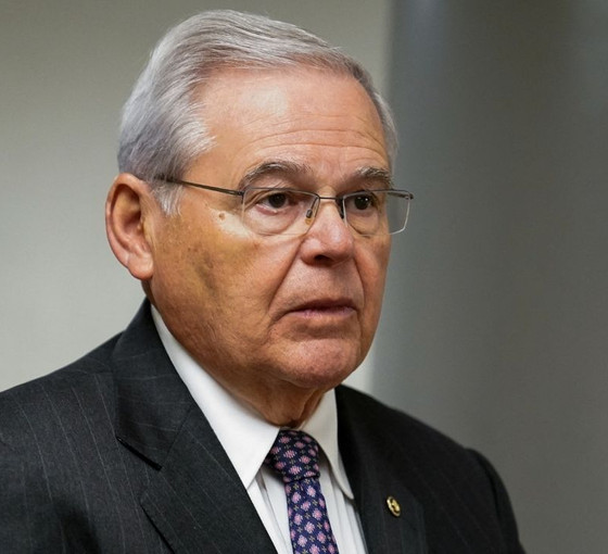 Rüşvetle suçlanan Menendez, ABD Senatosu Dış İlişkiler Komitesi Başkanlığı'ndan ayrıldı