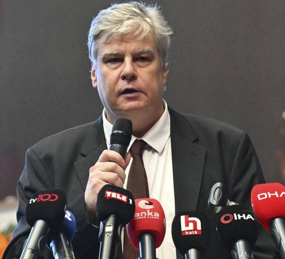CHP genel başkanlığına aday olmuştu: Örsan Öymen'den Genel Merkez'e anket önerisi