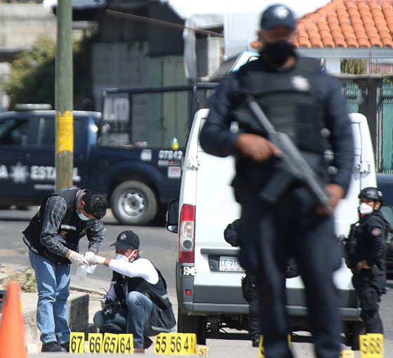 Meksika'da 12 kişinin parçalanmış cesedi bulundu