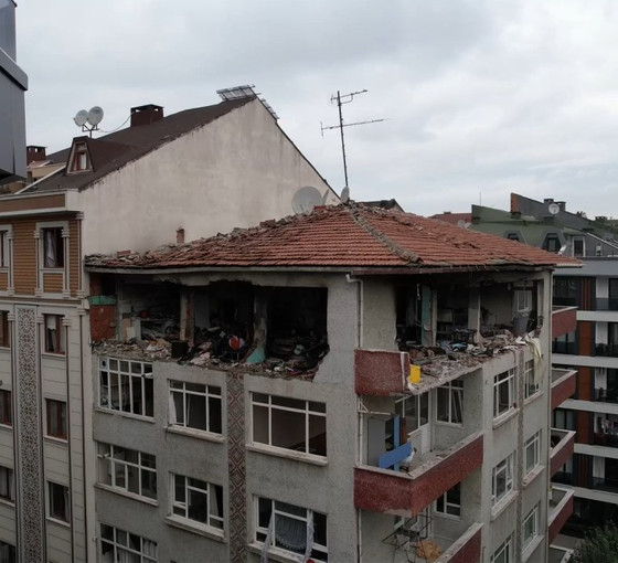 Şirinevler'de iki kişinin öldüğü doğal gaz patlaması havadan görüntülendi