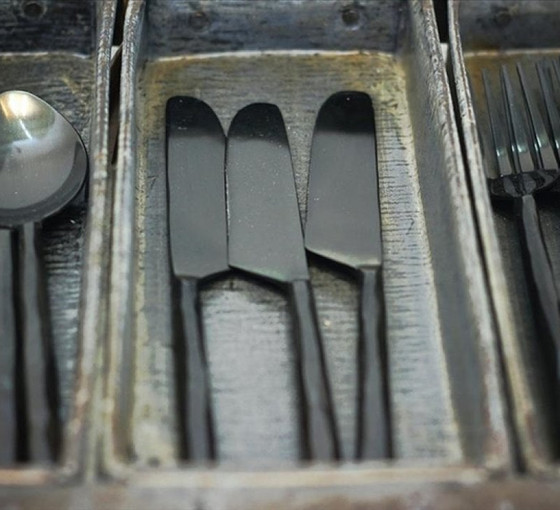 İngiliz hükümetinden yeni adım: Tek kullanımlık plastik çatal, bıçak ve tabaklar yasaklanıyor