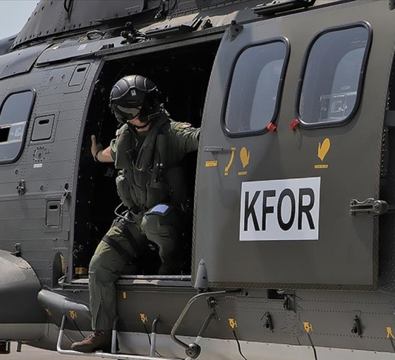 NATO, gerginliğin arttığı Kosova'ya ek asker gönderiyor