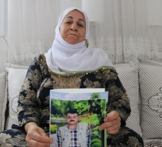 Bacağında 19 parça platin olan mahpusun koltuk değneğine el konuldu