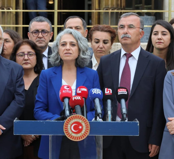 Yeşil Sol Parti’den Kürt Sorunu ve anayasa açıklaması: ‘Mutlak tecrit sürüyor, yasasızlık dayatılıyor’