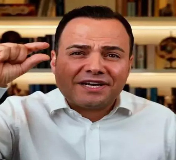 Akbank'ta üst düzey görev değişimi: Özgür Demirtaş Yönetim Kurulu üyeliğinden istifa etti