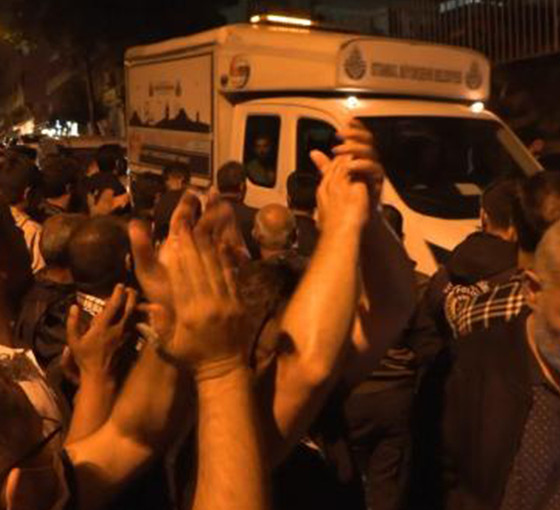 İBB çalışanlarından TİS protestosu: Haziran 2020'den beri bize yapılması gereken sözleşme yapılmamış