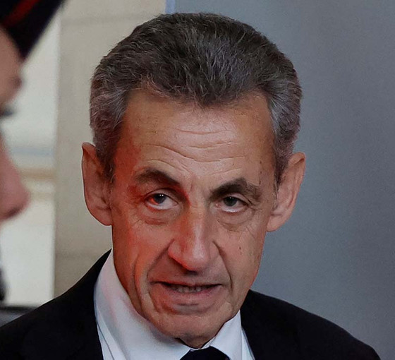 Sarkozy'e yeni soruşturma: 'Libya fonları' davasında tanığa baskı yapmakla suçlanıyor