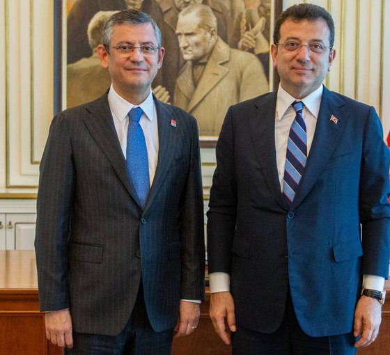 Özgür Özel'den İmamoğlu'na ziyaret: 1 Nisan 2024’te İBB Başkanı İmamoğlu ile CHP Genel Başkanı olarak kahve içmek istiyorum