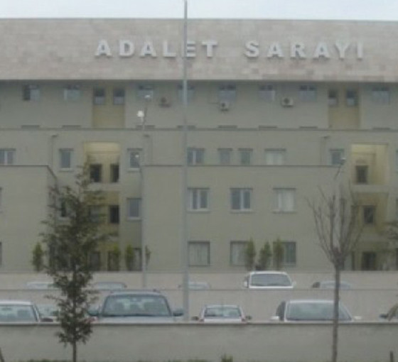 Askerlere cinsel saldırı davasında Albay’ın tutukluluğuna devam kararı