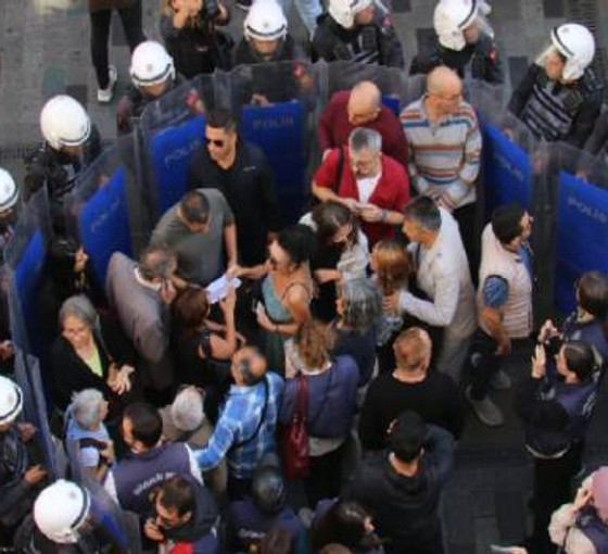 AYM'nin 'ihlal' kararına rağmen: Cumartesi Anneleri bu hafta da engellendi