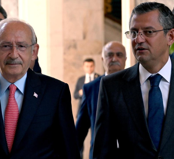 Özgür Özel'den, Kılıçdaroğlu'nun 'Partiden ayırırım' sözlerine eleştiri: Babaevinin kapılarını açmayı vaat ediyorum