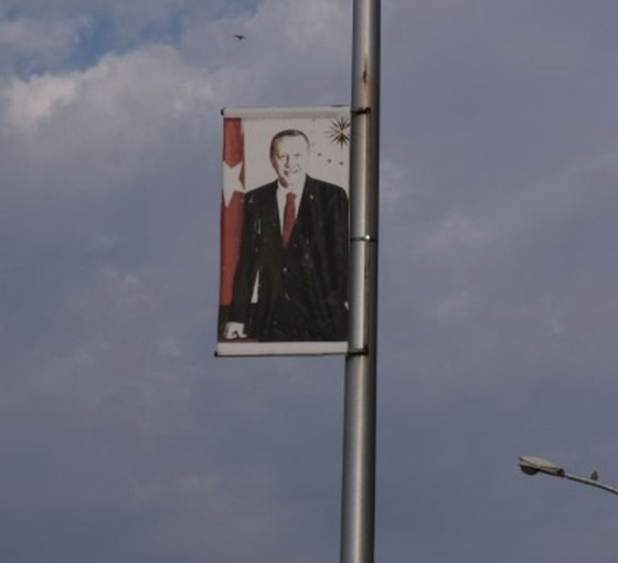 Kayyım yönetimindeki belediye Erdoğan’ın posterlerine 1 milyon 828 bin lira harcadı