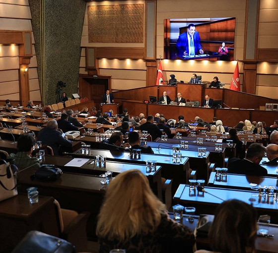 İBB Meclisi'nin Gazze'ye insani yardım kararında 'Kızılay' tartışması: Anlamak mümkün değil