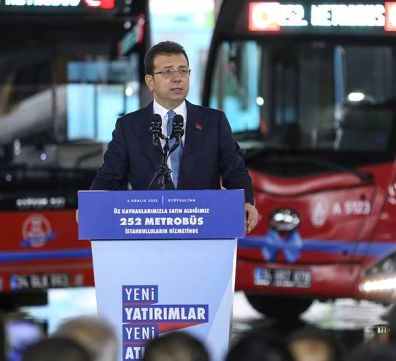Ekrem İmamoğlu'ndan Erdoğan'a 'imza' tepkisi: Bu ihtiraz nedir? Bu kıskançlık nedir?
