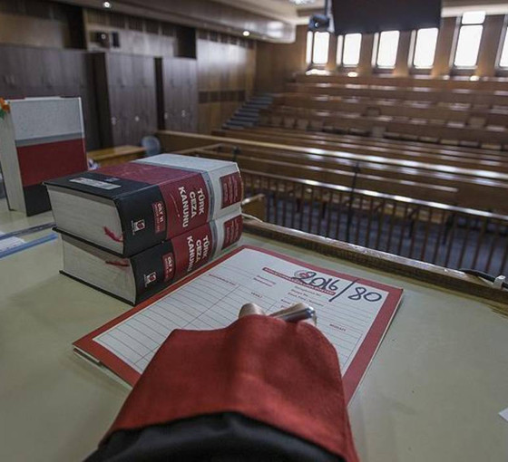Mahkemede rüşvet itirafı: 53 kişilik hâkim ve savcının listesi verildi