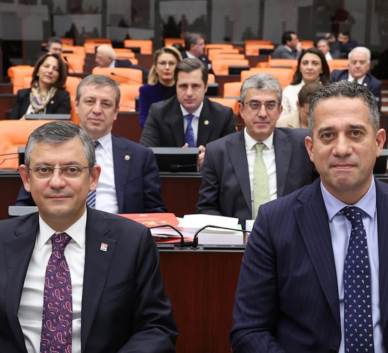Ali Mahir Başarır boş AKP sıralarına tepki gösterdi: 'Saygısızlık'