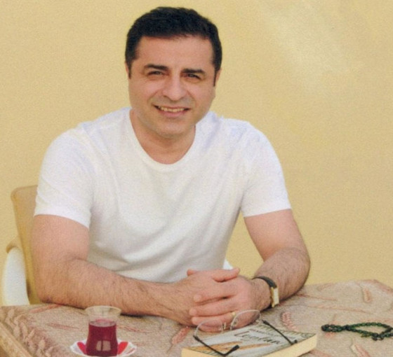 Demirtaş'tan ilk siyasi mesaj: DEM Parti’nin beklenti ve taleplerini dikkate almayan kaybeder