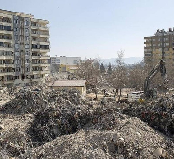 109 kişiye mezar olmuştu: Ebrar Sitesi'nin kolon ve kirişlerinin yetersiz olduğu ortaya çıktı