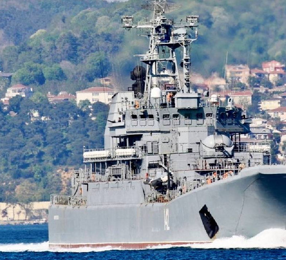 Rusya, Ukrayna saldırısında Karadeniz'deki büyük çıkarma gemisi Novoçerkassk'ın vurulduğunu doğruladı