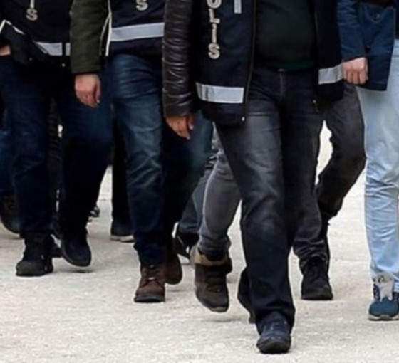 Mersin’de gözaltına alınan iki kişi tutuklandı
