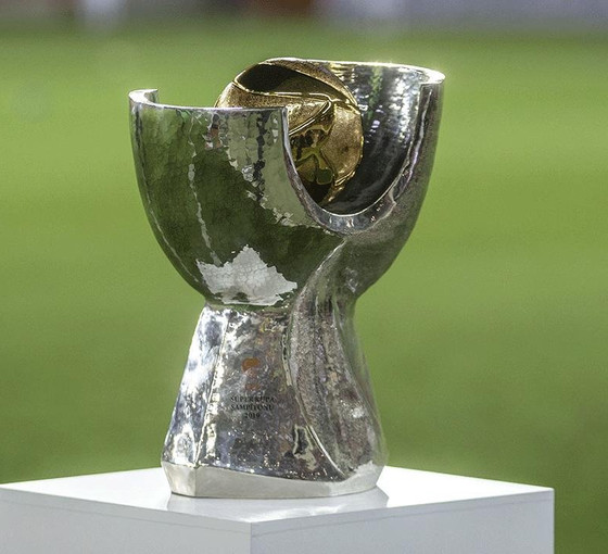 Fenerbahçe'den Süper Kupa Finali açıklaması: Yaşanan aksaklıklar tartışmaya açık olmayan değerlerimizle ilgiliydi
