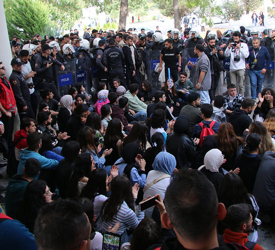 İHD Diyarbakır Şube Başkanı Yılmaz: Dicle Üniversitesi'nde öğrencilere yönelik tehdit ve baskılar artıyor