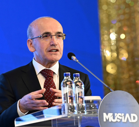 Bakan Şimşek: Daha gevşek bir para politikasına evrileceğiz