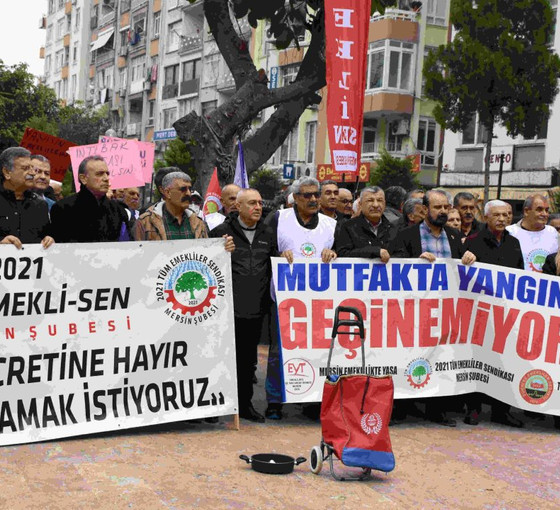 Emekliler ekonomi yönetimine seslendi: 'Mutfakta yangın var'