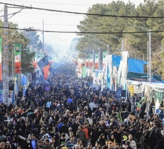 İran'ın Kirman kentinde dün düzenlenen saldırıları IŞİD üstlendi