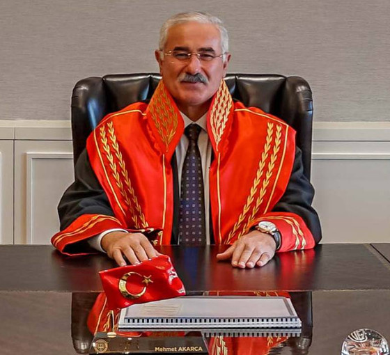 Yargıtay Başkanı Akarca, AYM kararına uymamayı 'derin görüş ayrılığı' diye savundu