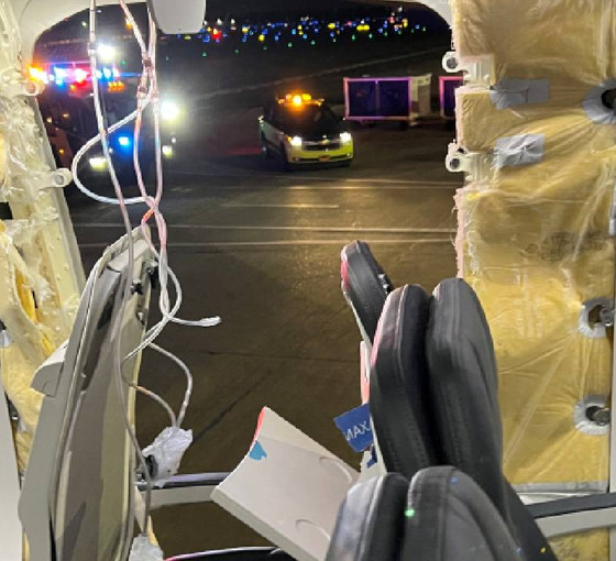 ABD'de havadayken gövdesinden parça kopan Boeing 737 MAX 9'un uçuşları geçici olarak durduruldu