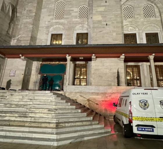 Fatih Camisi imamına bıçaklı saldırı: İki yaralı