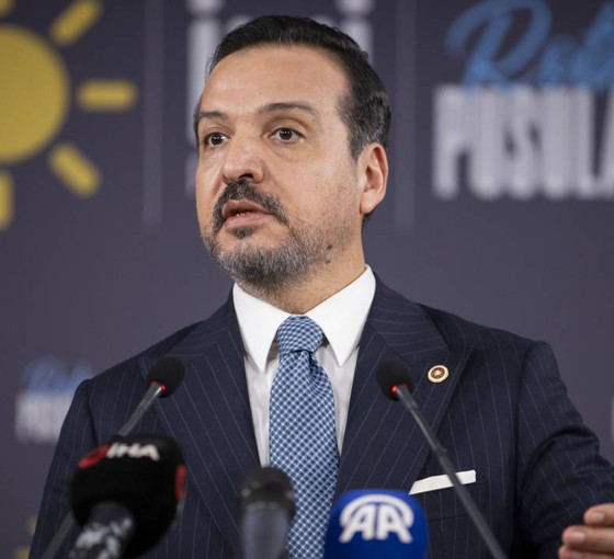 Kürşad Zorlu: Ankara ve İstanbul için görüşme trafiğimiz sürüyor