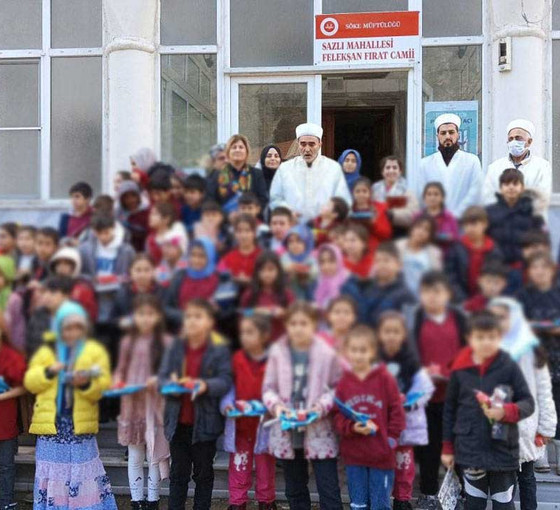 ÇEDES kapsamında imamlar okullarda, öğrenciler camide