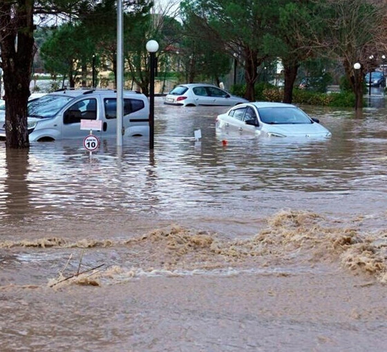 AFAD'tan Antalya ve Isparta için kuvvetli sağanak yağış uyarısı