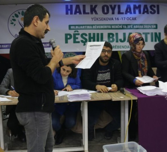 Yüksekova’da ön seçim ikinci tura kaldı