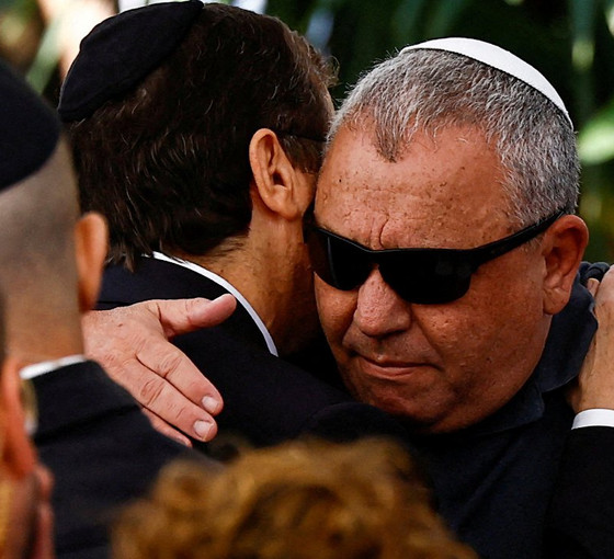 Netanyahu'ya savaş kabinesinden isyan: 'İsrail seçime gitmeli'