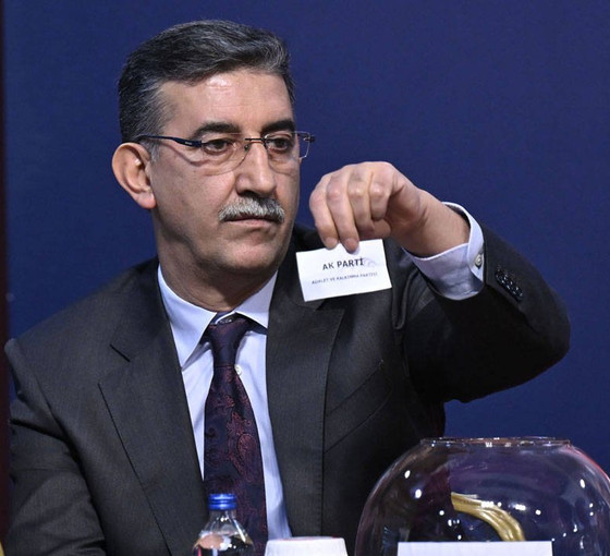 AKP ilk sırada yer almıştı: CHP, oy pusulasına itiraz etti