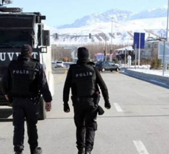 Hakkari'de 'Büyük Özgürlük Yürüyüşü' ile eş zamanlı yasak kararı