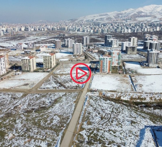 Malatya'da barınma sorunu sürüyor: 6 bin konut yetersiz, 117 bin kişi konteynerde yaşıyor