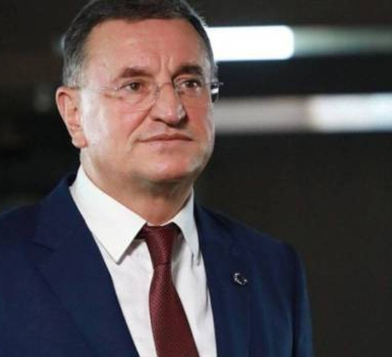 CHP'nin Hatay adayı Lütfü Savaş çekilmeyeceğini açıkladı, meydan okudu