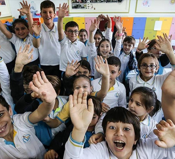 MEB çalışma başlattı: Tatil süresi kısalıyor, okul süresi artıyor
