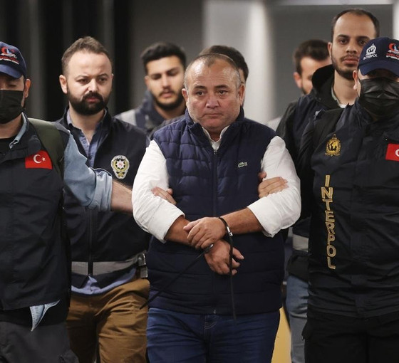 Çiftlik Bank'ın 'kara kutusu' Osman Naim Kaya tahliye edildi
