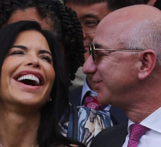 Amazon'un kurucusu Jeff Bezos, 4 milyar dolar değerinde hisse sattı