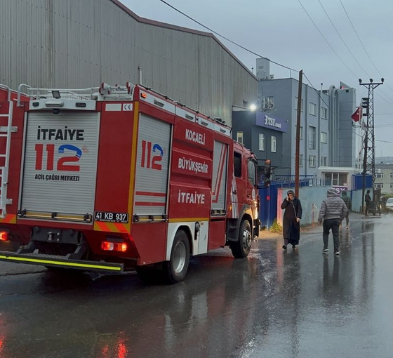 Gebze'de dökümhanedeki patlamada üç işçi yaralandı: Birinin durumu ağır