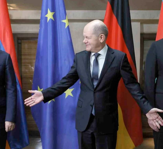 Scholz, Münih'te Paşinyan ve Aliyev'i görüştürdü