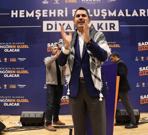 Murat Kurum, Diyarbakırlılar buluşmasında Kürtçe selam verdi