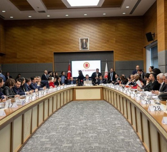 AYM’nin iptal ettiği "örgüte üye olmamakla birlikte örgüt adına suç işleme" fiiline çifte cezalandırma